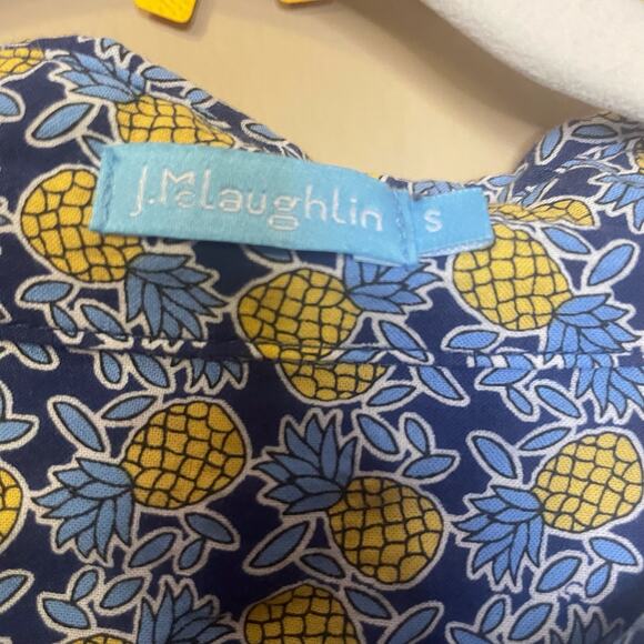 J. McLaughlin Lois Button Down Pineapple long sleeve blouse. Size Medium - Picture 3 of 4